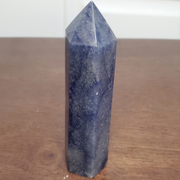 Fluorite Crystal Tower - Picture 1 of 9